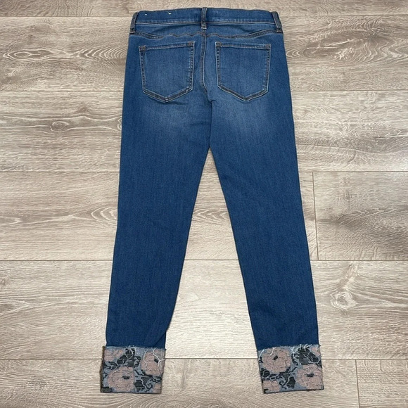 LOFT made and loved Modern Skinny Jean Floral Embroidered Cuff 26/2 - Picture 15 of 15